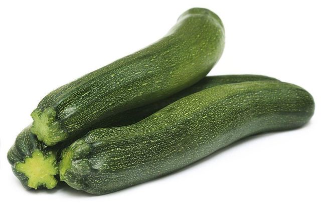 Green Zucchini Color Green Texture Tender Growth Conditions Optimal Shelf Life 15 days, Extended Packaging Carton Box, Hygienically Packed - Image 1