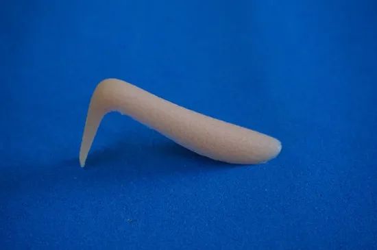 Silicone Nasal Implants for Nose Augmentation Item 205p Length 52mm Origin China Model NO. 205P Hardness Medium Function Implant - Image 4