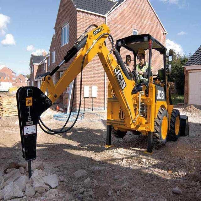 Caterpillar Cat 420F Backhoe Loader – Heavy-Duty Earth-Moving Machinery for Excavation, Loading, and Construction Projects - Image 4