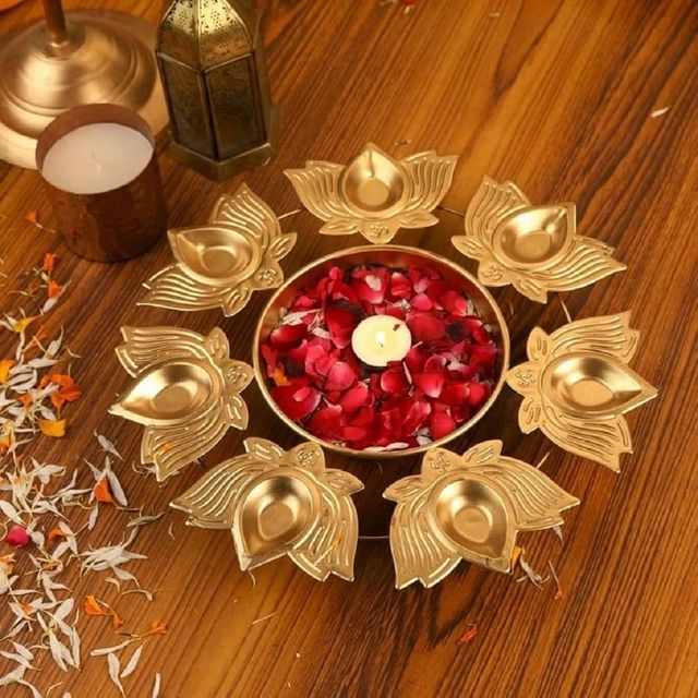 100 ML Golden Metal Lotus Flower Urli Design Intricate Floral Patterns Diameter 12 Inches (30 Cm) Intended Use Home, Hotel, Festive Occasions, Gifting - Image 1