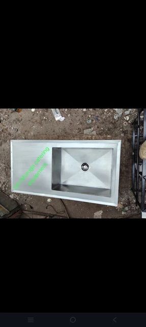Work Table With Sink Durability High Bowl Depth 10 in Shape Rectangular Table Size 36x24 in Sink Thickness 1.2 mm Material Grade SS - Image 5