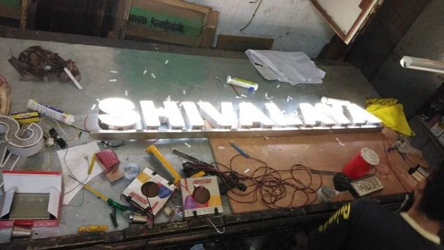 Stainless Steel Letter Finish Glossy Lighting Non Lit Letter Color Silver Letter Height Custom Material Grade SS 304 Letter Thickness 1 - Image 6