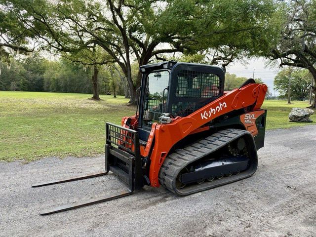 Kubota SVL 95-2 Skid Steer - Image 4