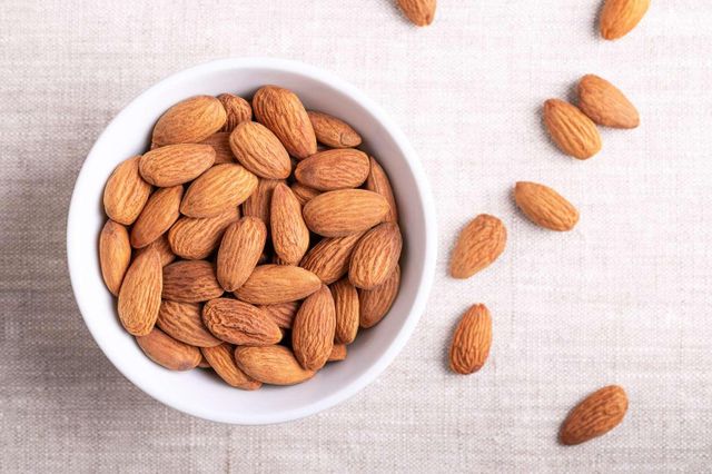 ALMOND NUTS - Image 1