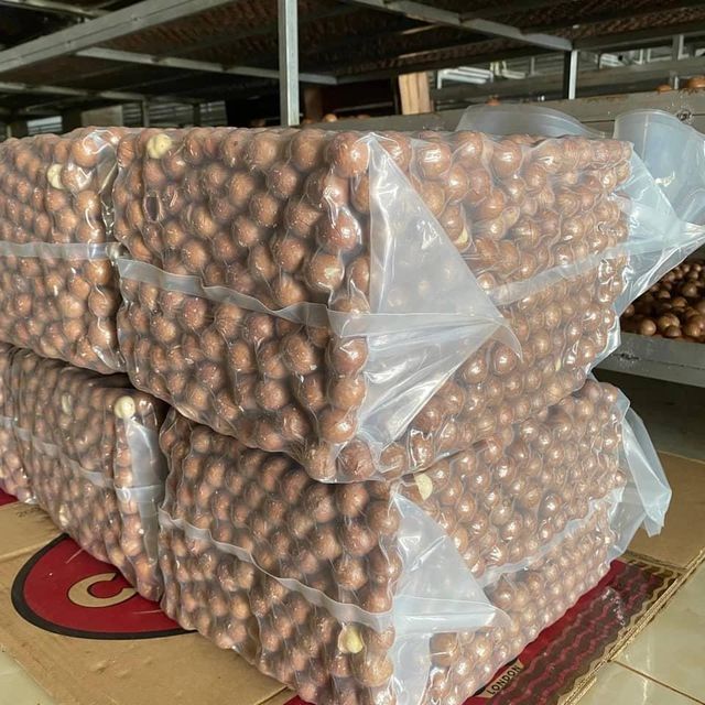 Rich in Protein 100% Natural and Healthy Products Dried Nuts Creamy Original Macadamia Nuts WHATSAP +255787979235/ 255762500052 - Image 3