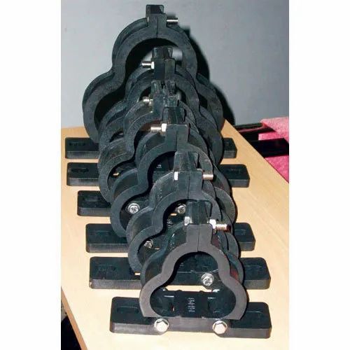 Cable Clamps Cleats Material Glass Fibre Filled - Image 1