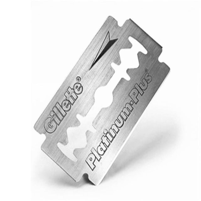 Gillette, 100 Gillette Platinum Double Edge Safety Razor Blades on a Graphics Card - 20 Dispensers of 5 Blades - Image 2