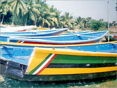FRP Fishing Boats Material Fibreglass Maintenance Service Experienced Team Provides Best Maintenance - Image 1