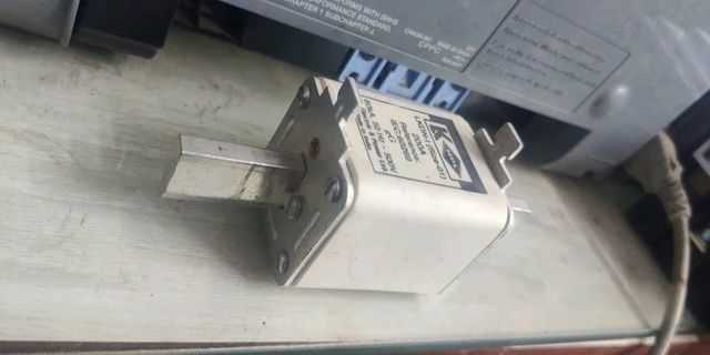 415V HPL Switch Disconnector Fuse PHASE SINGLE Rated Current 23 A Number of Poles 2 - Image 3