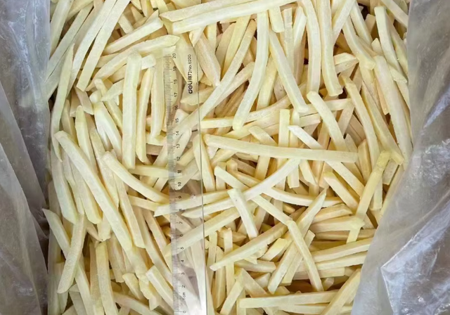 Frozen French fries IQF Frozen French fries Style Frozen Size 9x9 Or 7x7 Processing Type Iqf Freezing Process Iqf Place of Origin china - Image 3