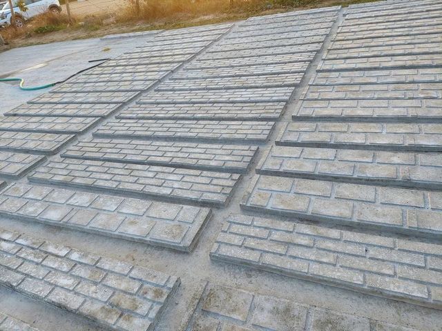 Precast Concrete Slabs Thickness 1 inch Shape Rectangular Country of Origin Made in India Size 1 feet by 6 feet or as - Image 2