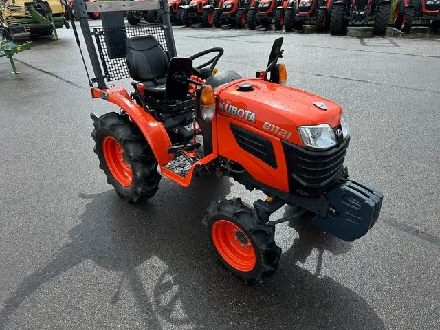 Affordable Mini Kubota B1121 Tractor – Compact, Reliable, and Efficient Farm Tractor Available for Sale - Image 3