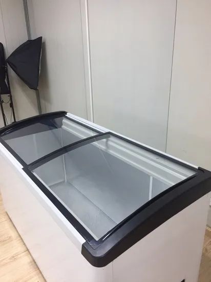 Commercial Glass Door Ice Cream Freezer - Image 3