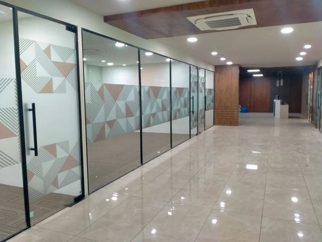 Office Partition Panel Thickness 50 mm Application Area Interior Partition Type Full Height Partition Material Aluminium And - Image 9