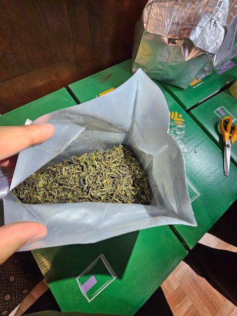 Tea & Tea Leaves - Image 1