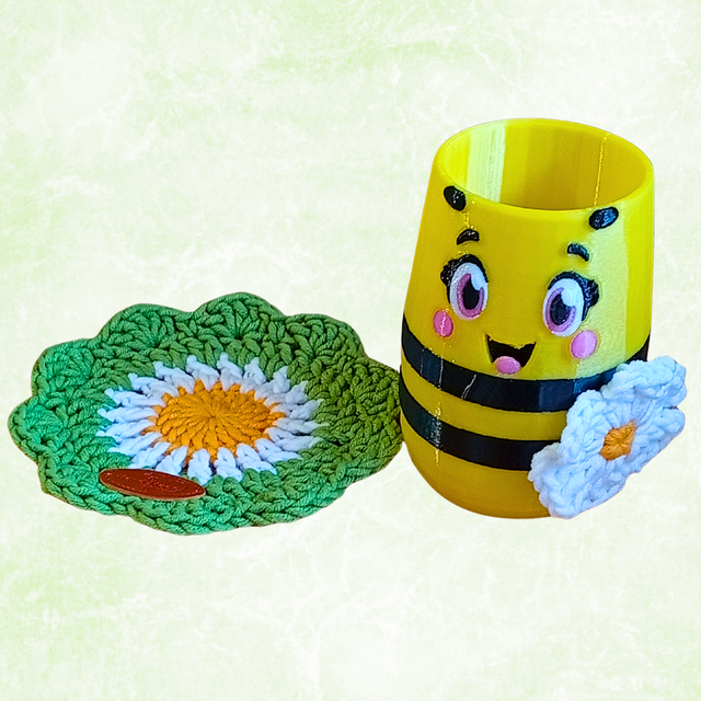 Bee Shaped Desk Organizer with Handmade Crochet Flower & Mat, 3D Printed Pencil Holder, Cute Office Storage Container, R - Image 5