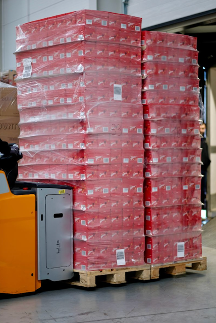 TOP RATED DELICIOUS CHOCOLATE CONFECTIONERY BRAND MALTESERS 25x37g MULTIPACK MILK CHOCOLATE COVERED WITH MALT BALLS SALE - Image 3