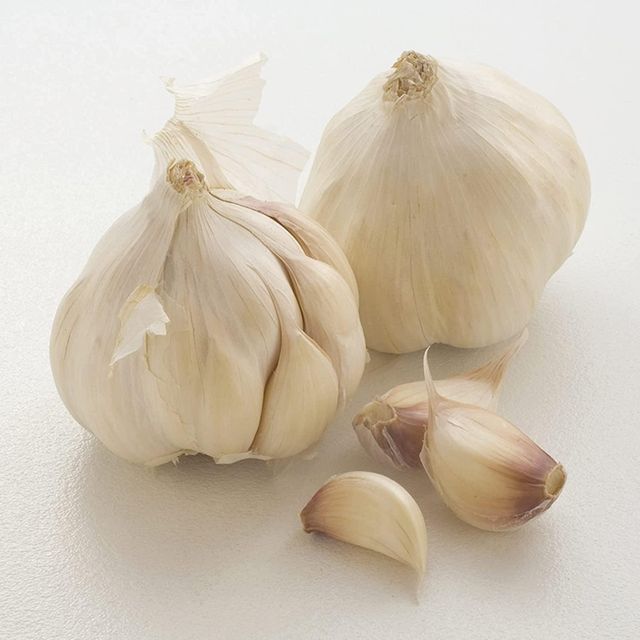 Fresh Garlic Carefully Selected Fresh Garlic With Uniform Size And Superior Flavor Offered For Wholesale Buyers - Image 4