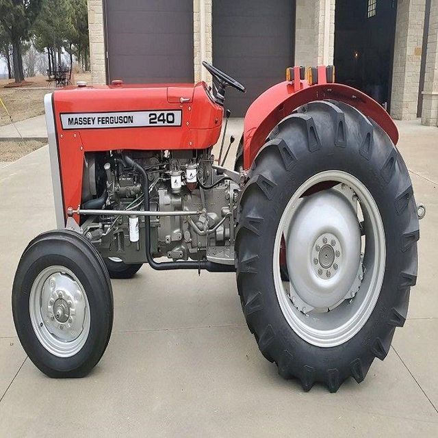 Massey Ferguson 240 Tractor for Sale Used Condition 15HP Rated Power for Farms Core Components Engine Motor Pump - Image 3