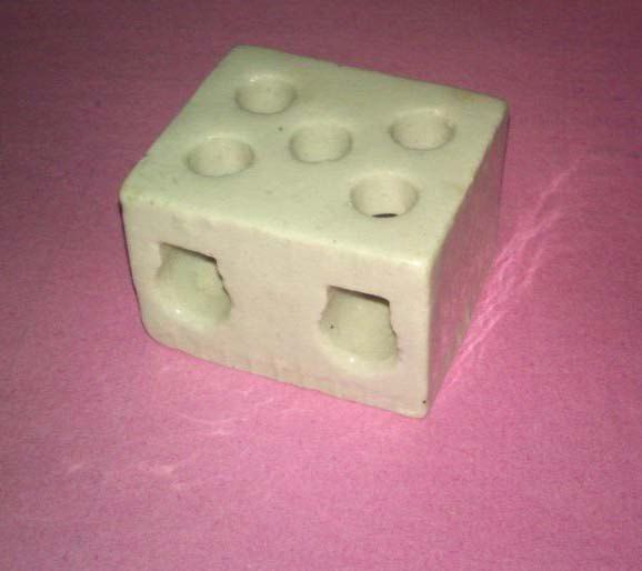 white 63 Amp Ceramic Connectors Life Good Color white Material Ceramic Performance Excellent Country of Origin Made in - Image 1