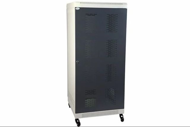 Server Cabinets Server Racks Colour White & Grey Construction Sturdy Maximum Total Current Draw 2 Load Capacity Per Layer - Image 2