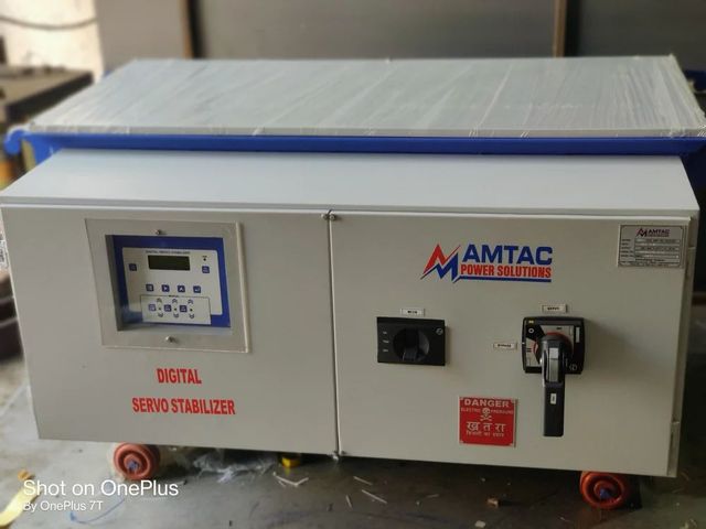 Oil Cooled Three Phase Power Stabilizer Brand AMTAC Efficiency 99% Type Automatic Phase Three Phase Mounting Type Floor Response Time 10 - Image 5