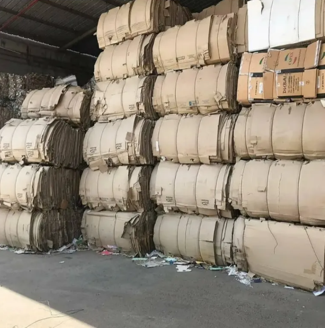 Best Price OCC Waste Paper /OCC 11 and OCC 12 / Old Corrugated Carton Waste Paper Scraps Bulk Stock Available - Image 3