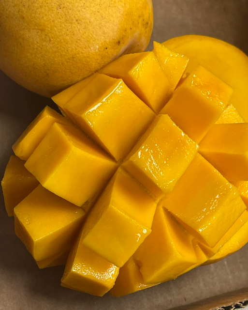 Fresh Edible Mangoes Naturally Sweet & Export Ready , Best Tropical Mango Fruit On Sale - Image 3