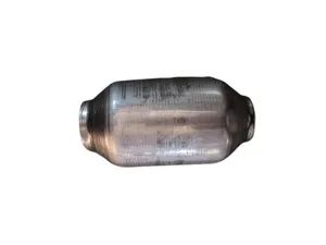 Customizable Catalytic Converter System for Various Vehicle Types and Emission Standards - Image 4