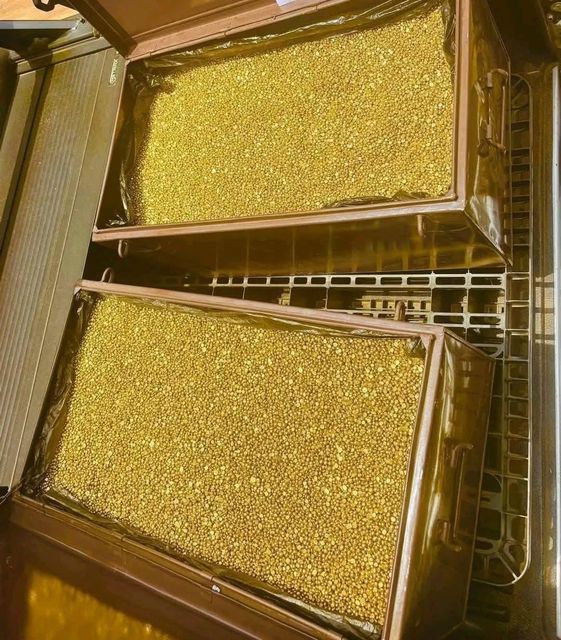 AU GOLD,GOLD BARS,GOLD NUGGETS,PRECIOUS METALS,GOLD BULLIONS PURITY 99.9% - Image 4