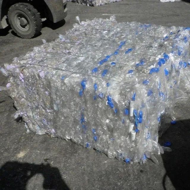 PET Bottles Recycled Plastic Scrap / Pet Bottle Scraps / Plastic Waste Pet Bottles Scrap in Bale Low Price - Image 3
