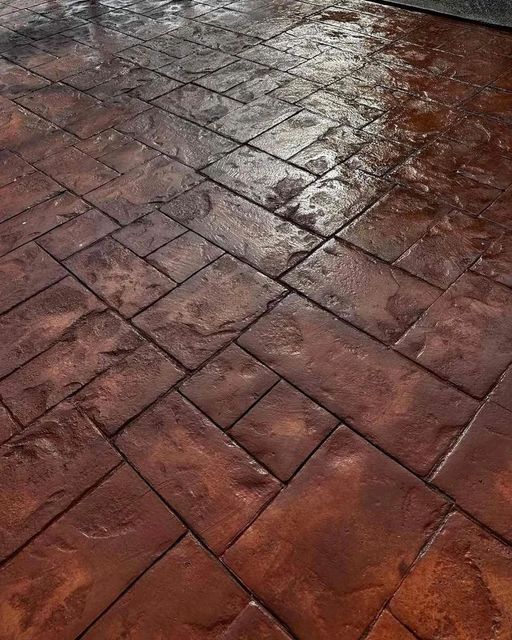 Red Ashlar Slate Stamped Concrete, Form: Slabs Form Slabs Color Brown Thickness 10mm Surface Finish Glossy Material Stamp - Image 2