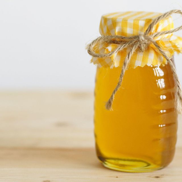 Multifloral Honey Collected From Diverse Blooming Fields Ensuring Distinct Flavor Profile And Year Round Bulk Supply - Image 2