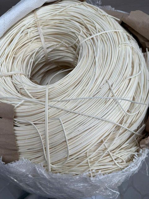 High Quality Natural Rattan Core Polished Cane Material for Wicker Chair Seat Weaving Furniture Supply Bulk - Macy - Image 1