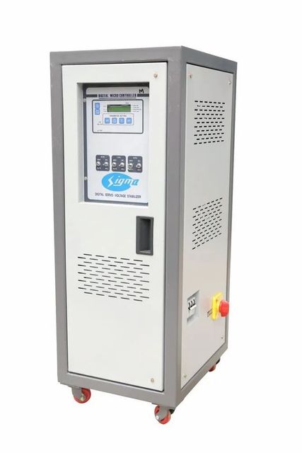 Automatic 98% Three Phase Servo Stabilizer, With Surge Protection, 300V - 490V AC - Image 1