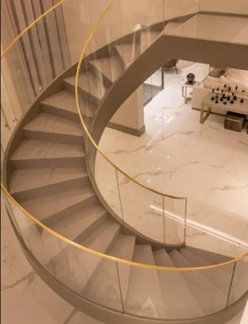 Stairs Toughened Glass Bending Railing, For Home Design Panel Thickness 6 mm Position Stairs Usage/Application Home Safety Enhancement - Image 1