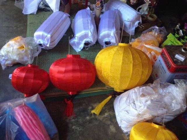 Hoi An Silk Lanterns For Decoration Vietnam Place of Origin Vietnam Material Silk, metal frame Model Number OO84764233421 Mary - Image 3