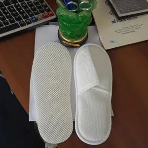 Luxury Disposable Hotel Slippers with Personalized Logo Design - Image 2