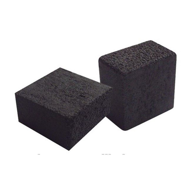 Export Quality Hardwood Lump Charcoal Featuring Low Moisture Content For Fuel Importers - Image 5