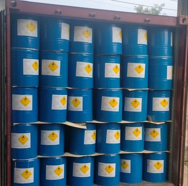 SODIUM CHLORITE SOLUTION 31% Purity 31% Brand Name Fz Features Organic Cas No 7758-19-2 Model Number Fz-31 Einecs No 231-836-6 - Image 1