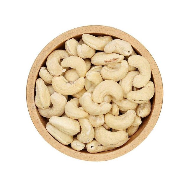 Cashew nuts offered for export grade trade and substantial bulk procurement - Image 3