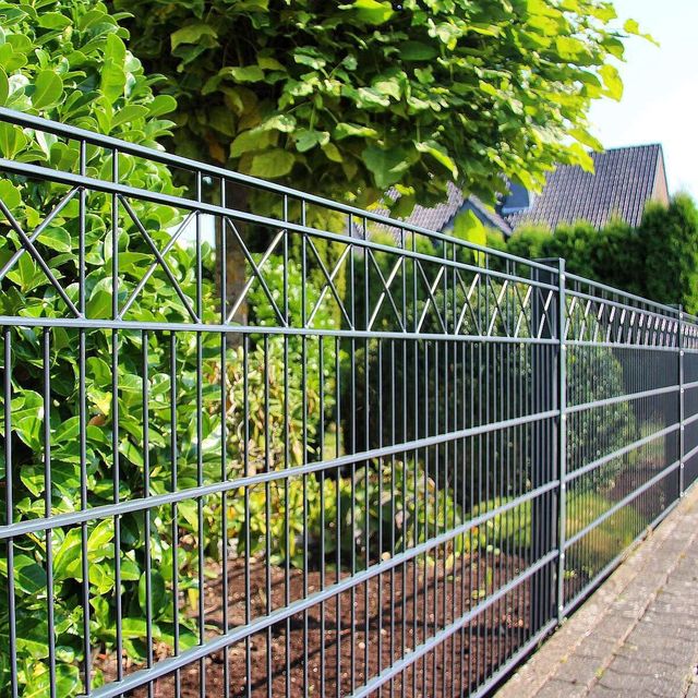 2D - 3D Fence Posts - Image 5