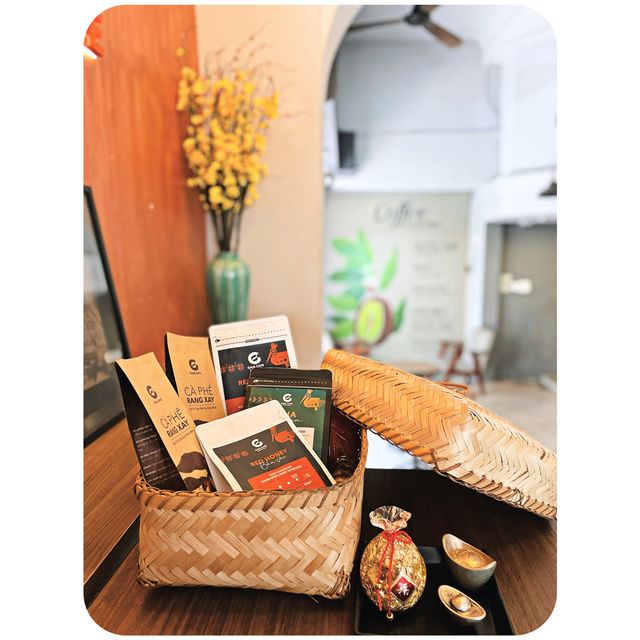 Ready-to-brew Customized blend Arabica Robusta Coffee high-quality Single-Origin Vietnamese Heritage Ground Coffee Bag 500g - Image 3