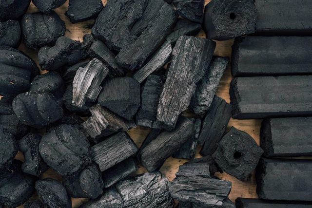 Fast Delivery Hardwood Charcoal Lump 100% Natural Premium Fuel For Strong Heat Output Clean Burning And 4 To 6 Hours Reliable Burning Ideal For Barbecue Buy Now Wholesale - Image 5