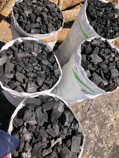 Hardwood charcoal - Image 2