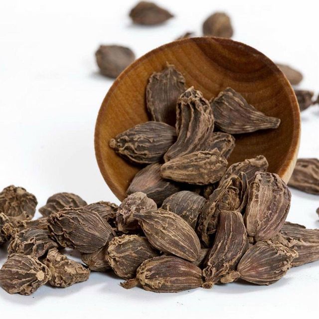 Organic Black Cardamom Premium Cardamom Pods Wholesale Supply Rich Aroma And Flavor For Export Markets - Image 4