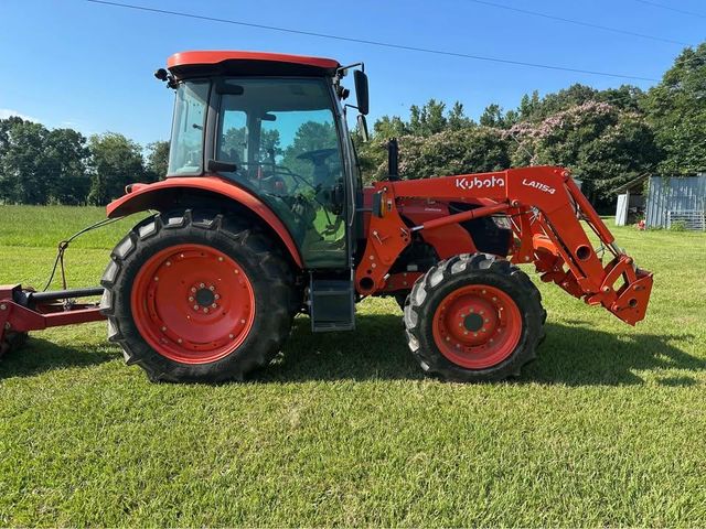 Heavy Duty 4WD Utility Kubota M4-071 Tractor With Powerful Engine And Versatile Performance For Daily Agriculture - Image 3