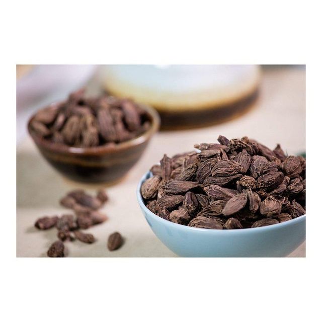 Wholesale Premium Grade Black Cardamom | Aromatic Large Black Cardamom Pods for Cooking, Food Processing, Herbal Applications, Spice Manufacturing, Global Bulk Distribution - Image 3