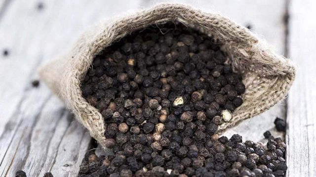 Dried Raw Black Whole Pepper Premium Quality Aromatic Spice 500g 550g for Cooking Seasoning Fresh Strong - Image 4