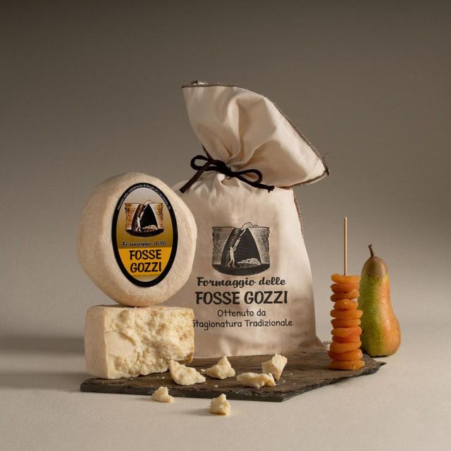 Top Quality Italian Fermented cheese 1,2kg Cow Sheep Cheese Ideal Shredded Raclette Pizza Roll Crispy For Export - Image 3